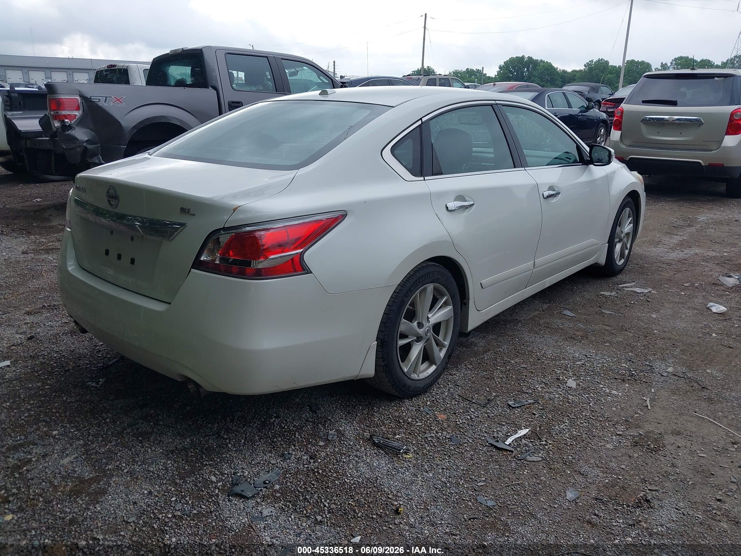 2015 Nissan Altima 2.5 Sl White vin: 1N4AL3AP9FN352486