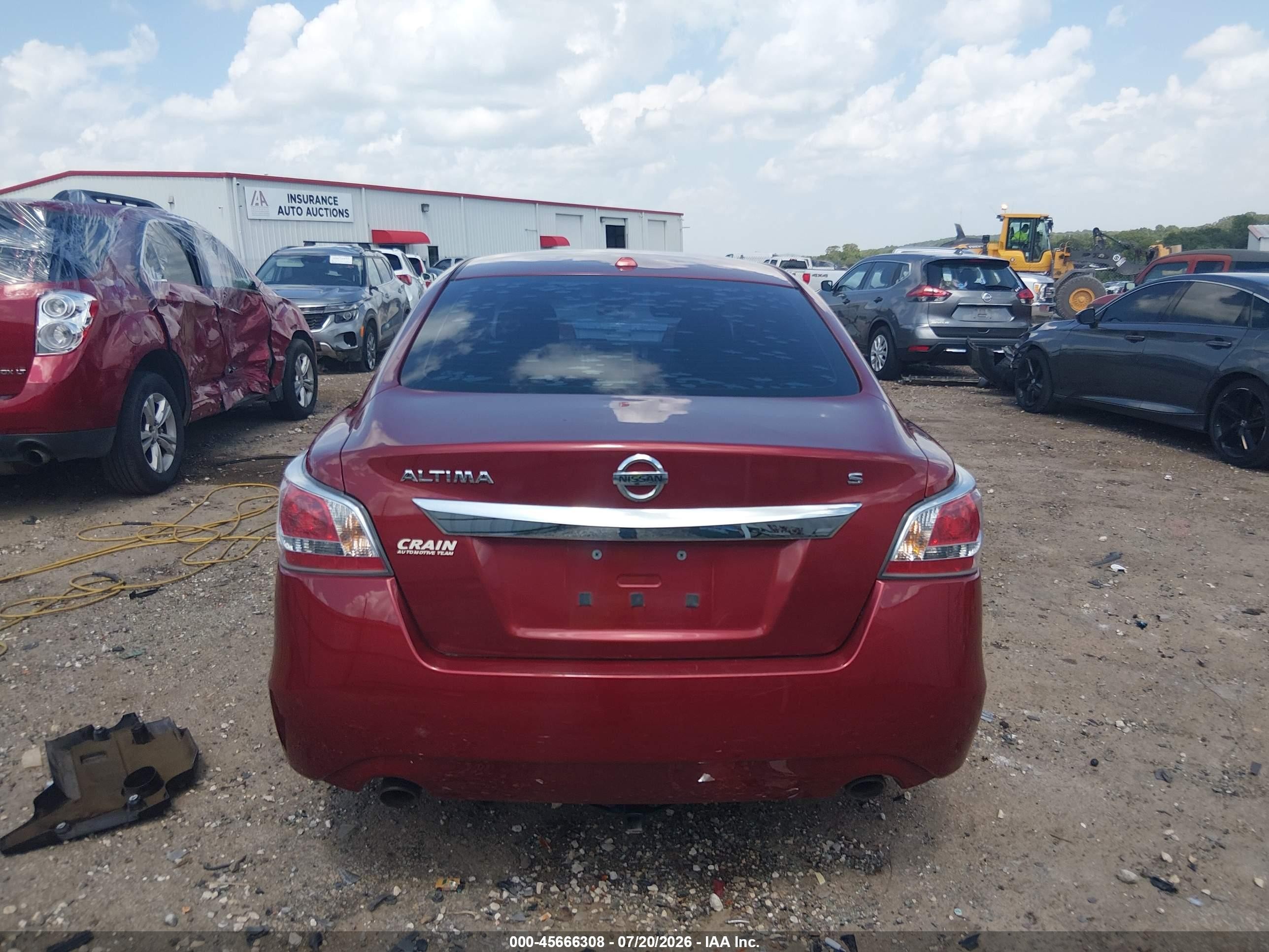 2015 Nissan Altima 2.5 S Red vin: 1N4AL3AP9FN366596