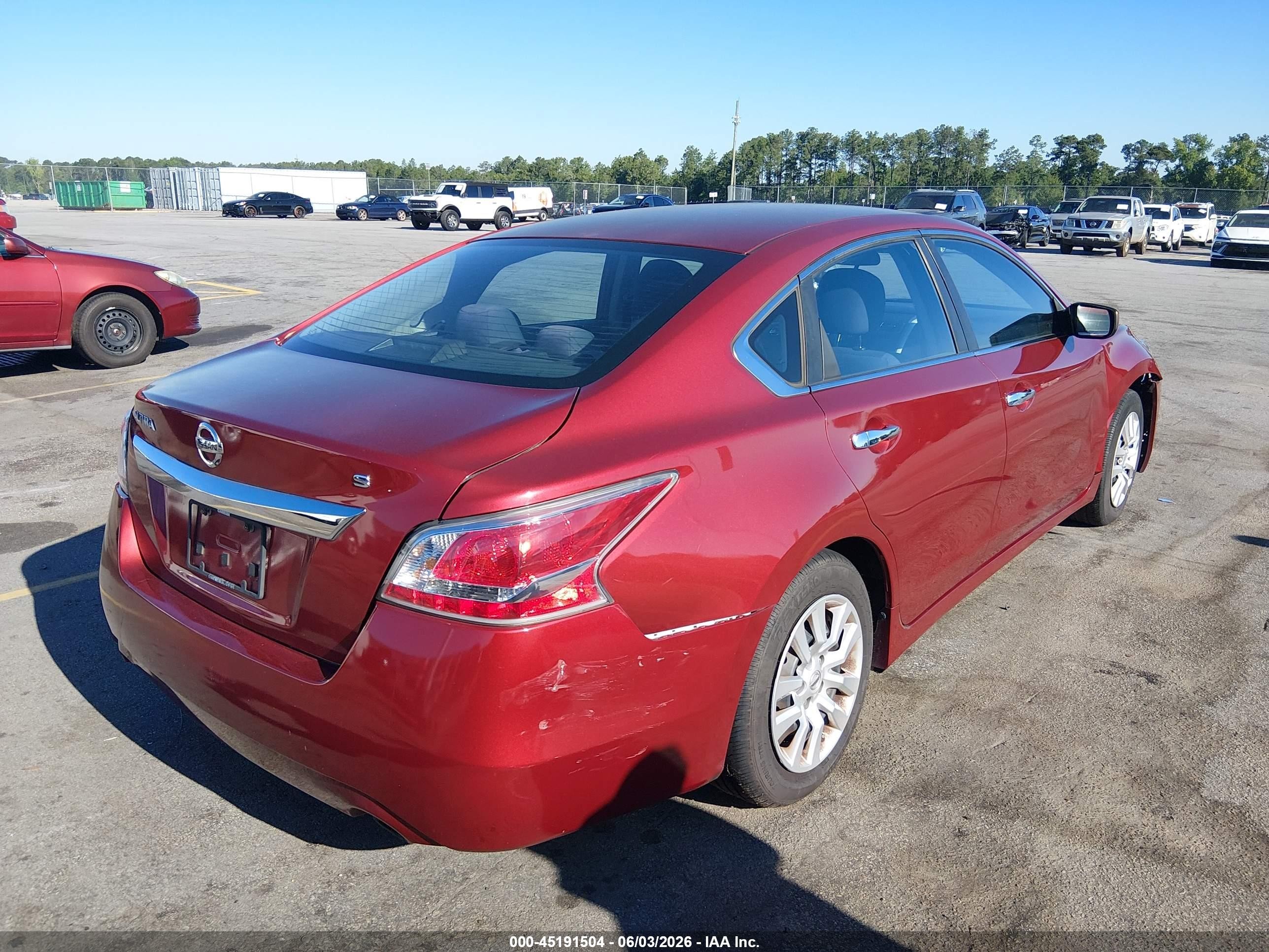 2015 Nissan Altima 2.5 S Burgundy vin: 1N4AL3AP9FN366968