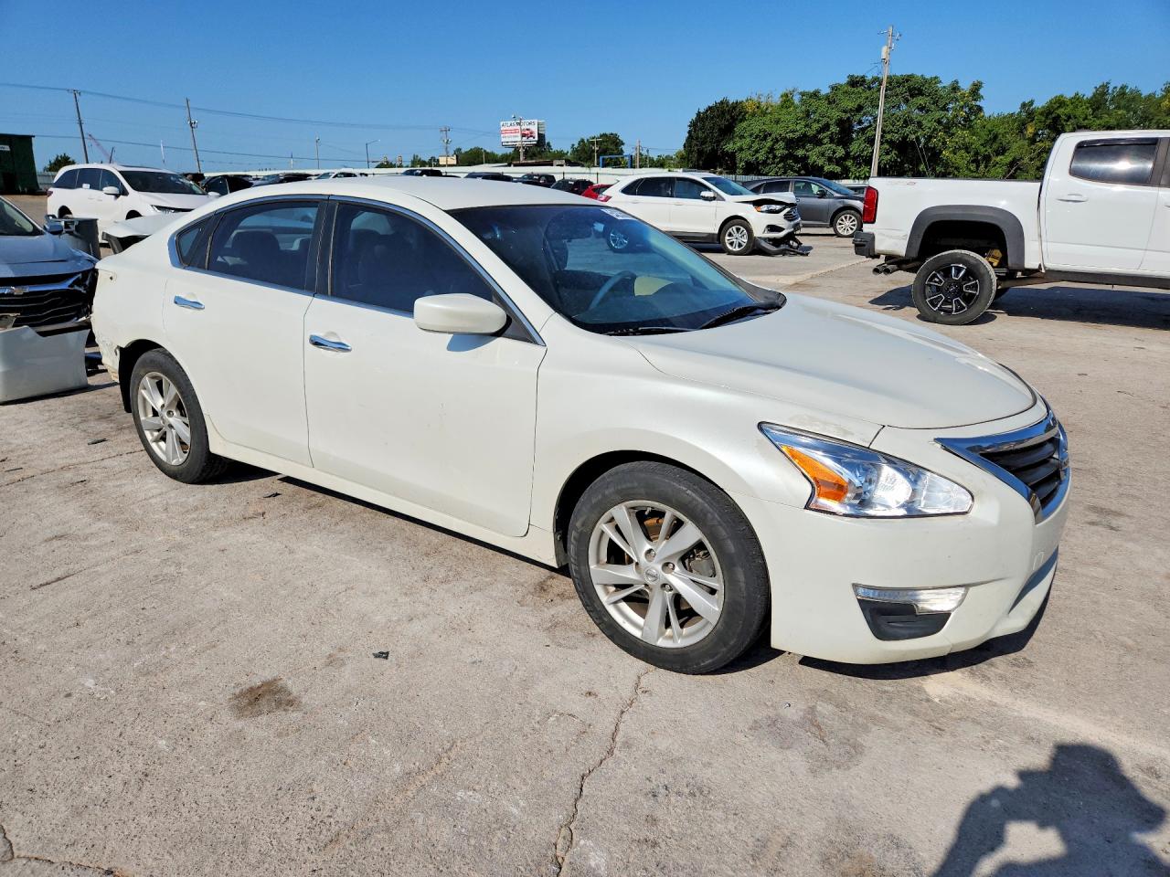 2015 Nissan Altima 2.5 S White vin: 1N4AL3AP9FN369028