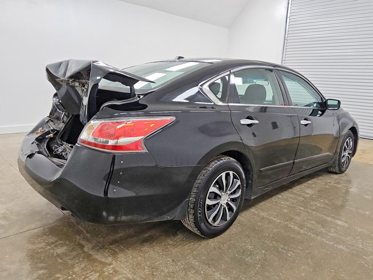 2015 Nissan Altima Black vin: 1N4AL3AP9FN369661