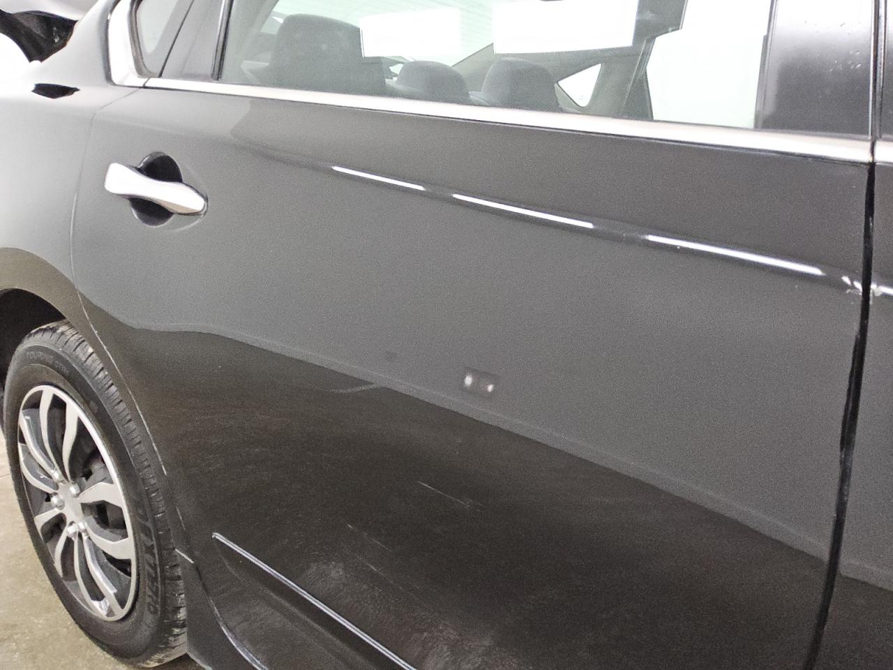 2015 Nissan Altima Black vin: 1N4AL3AP9FN369661 Damage: Right Rear Door, Heavy Scratch, 7 To 8 Inches