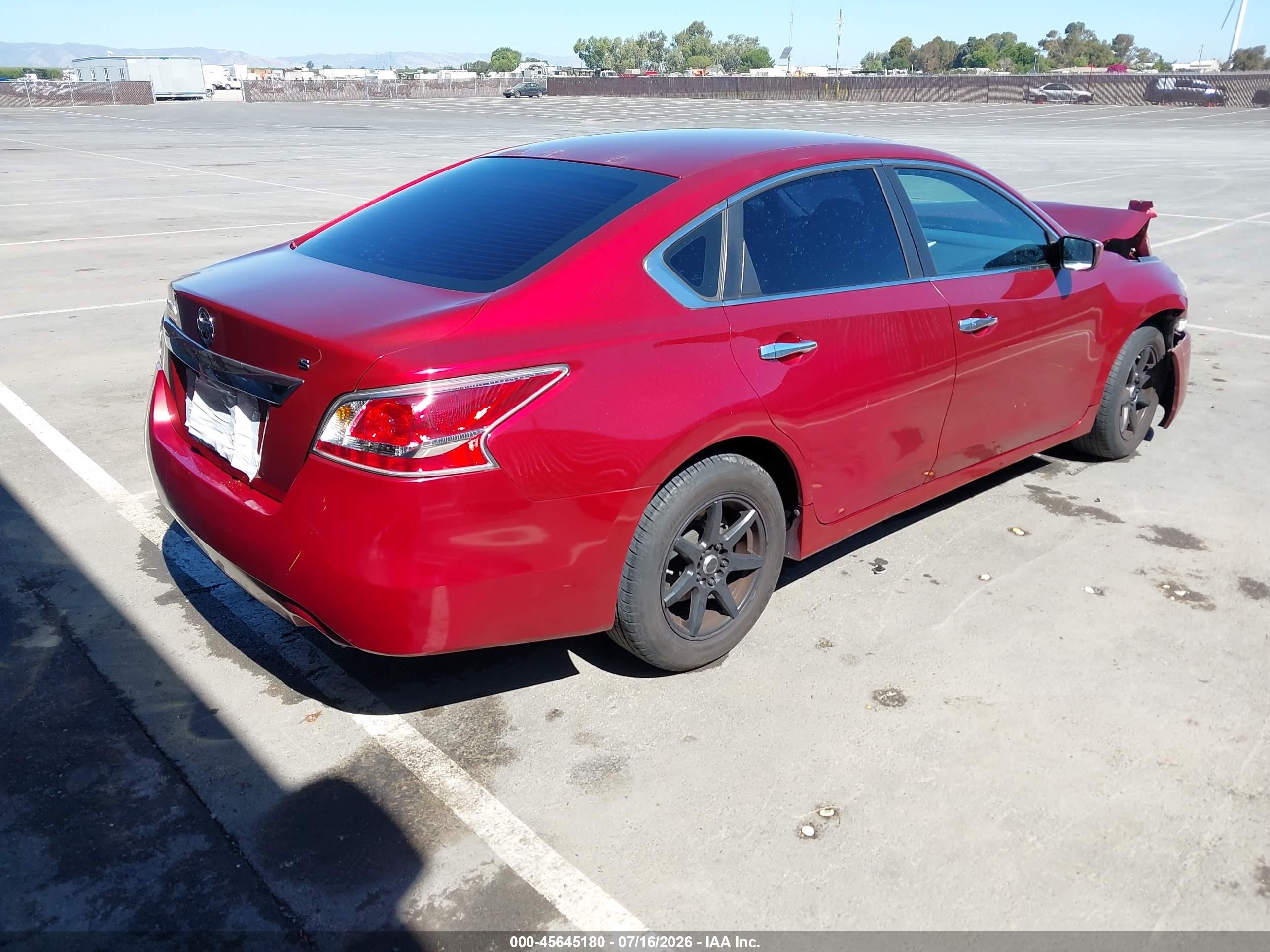 2015 Nissan Altima 2.5/2.5 S/2.5 Sl/2.5 Sv Red vin: 1N4AL3AP9FN375394