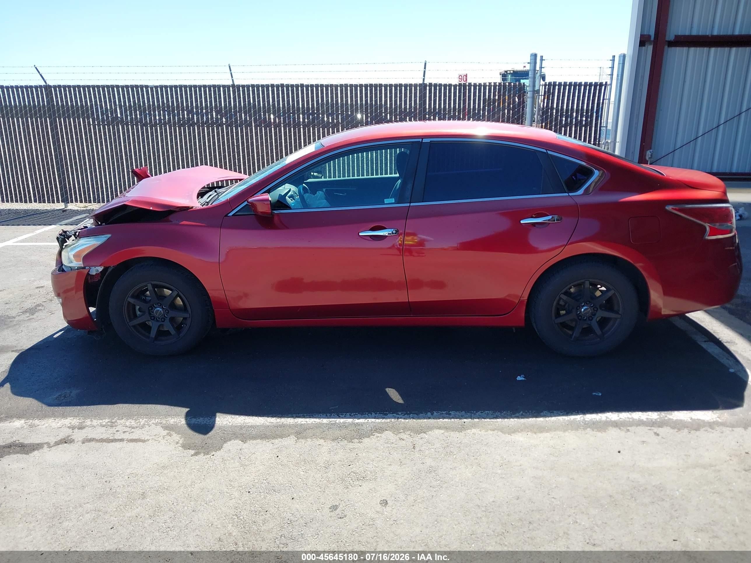 2015 Nissan Altima 2.5/2.5 S/2.5 Sl/2.5 Sv Red vin: 1N4AL3AP9FN375394