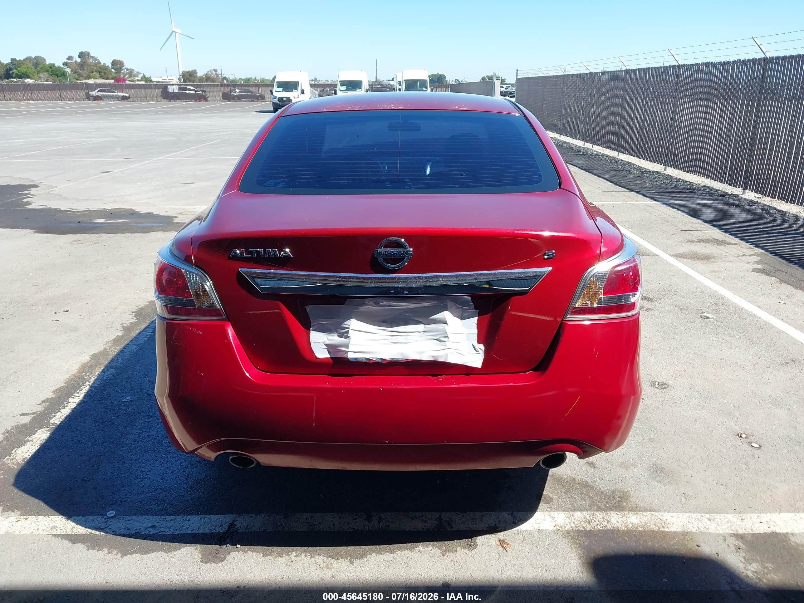 2015 Nissan Altima 2.5/2.5 S/2.5 Sl/2.5 Sv Red vin: 1N4AL3AP9FN375394