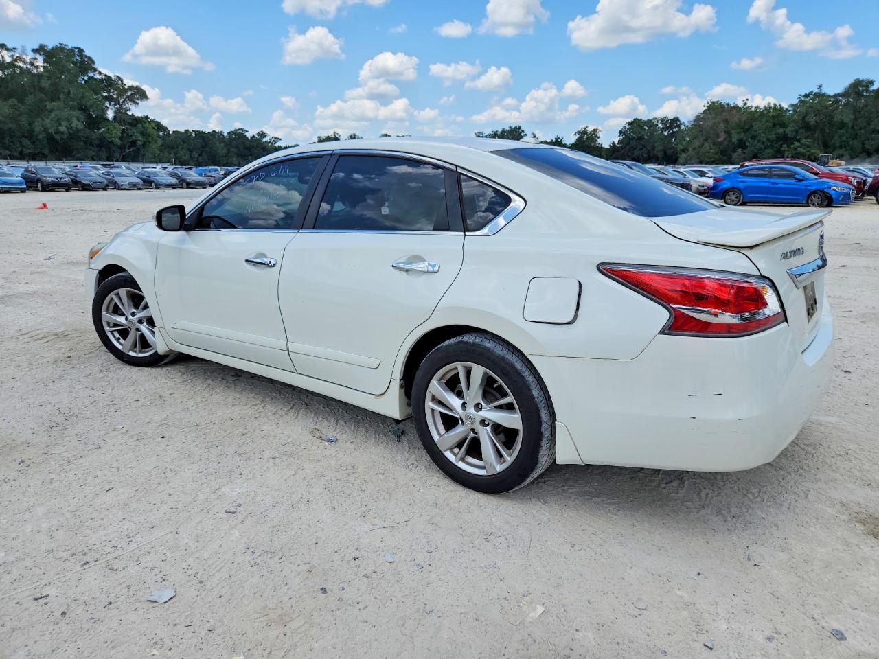 2015 Nissan Altima 2.5 Sl White vin: 1N4AL3AP9FN380658