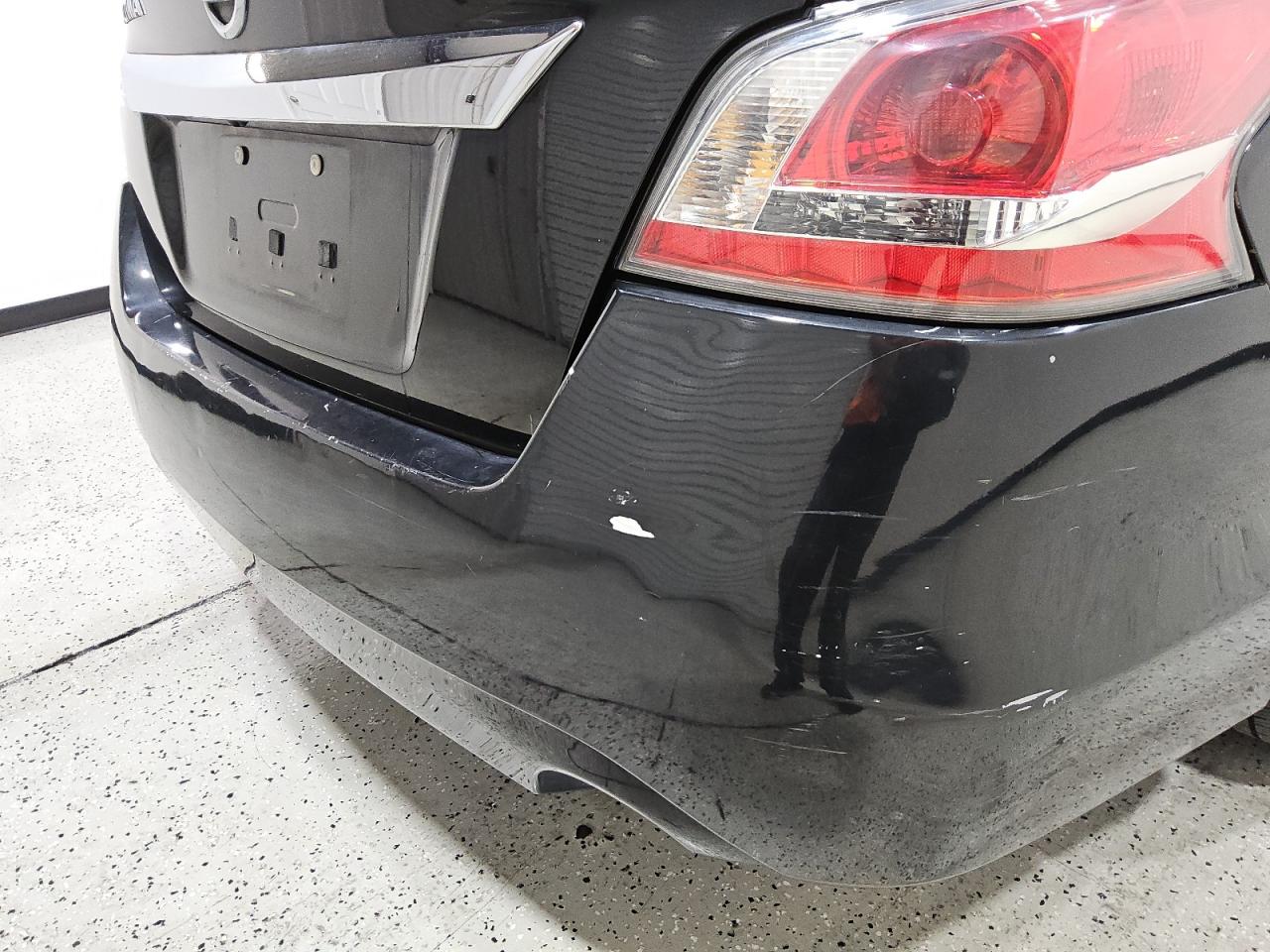 2015 Nissan Altima 2.5 S Black vin: 1N4AL3AP9FN406160 Damage: Rear Bumper, Dent(S) W/ Paint Dmg, 2 To 3 Inches