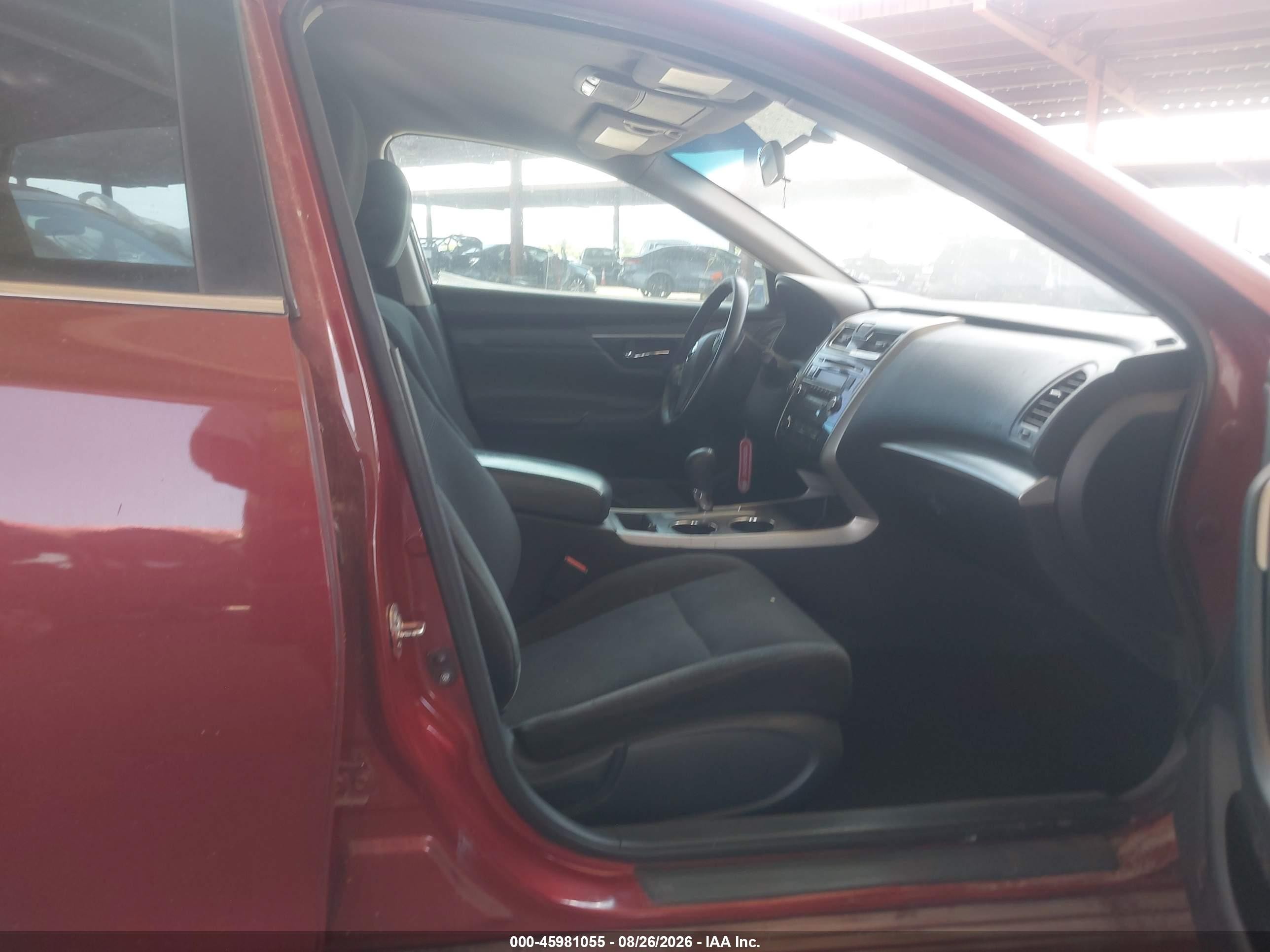2015 Nissan Altima 2.5 S Burgundy vin: 1N4AL3AP9FN407888