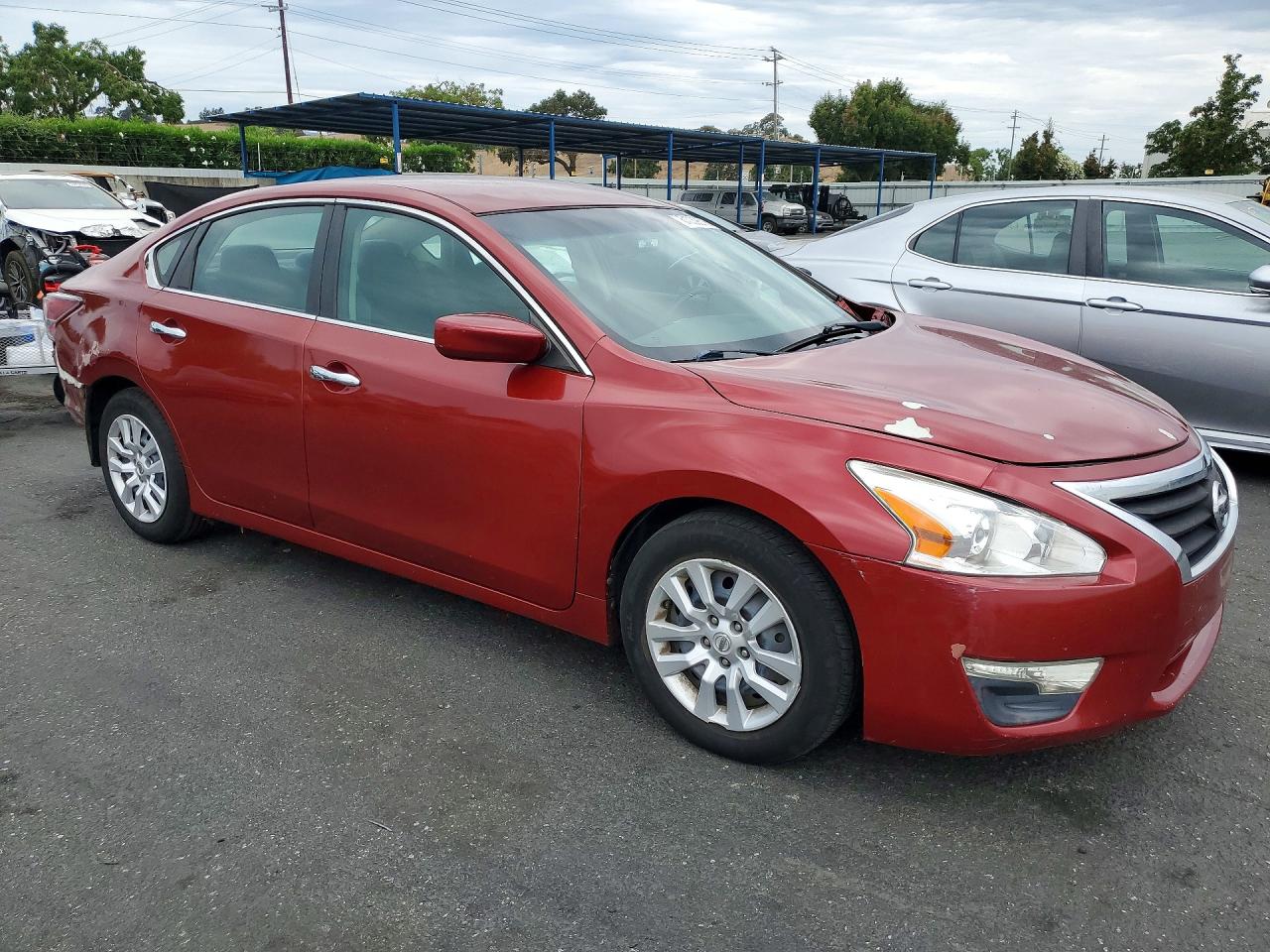 2015 Nissan Altima 2.5 S Red vin: 1N4AL3AP9FN861932