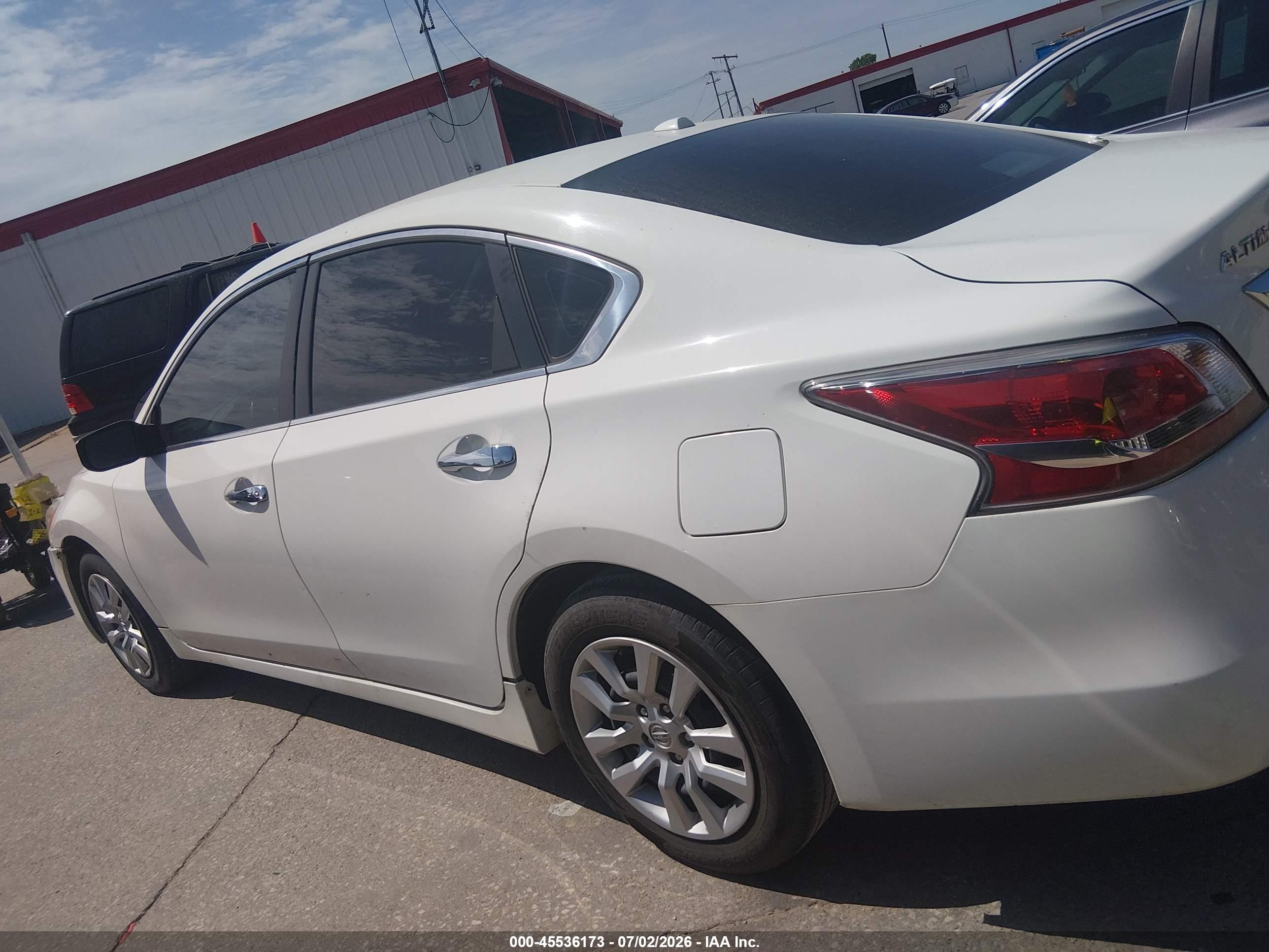 2015 Nissan Altima 2.5/2.5 S/2.5 Sl/2.5 Sv Cream vin: 1N4AL3AP9FN875281