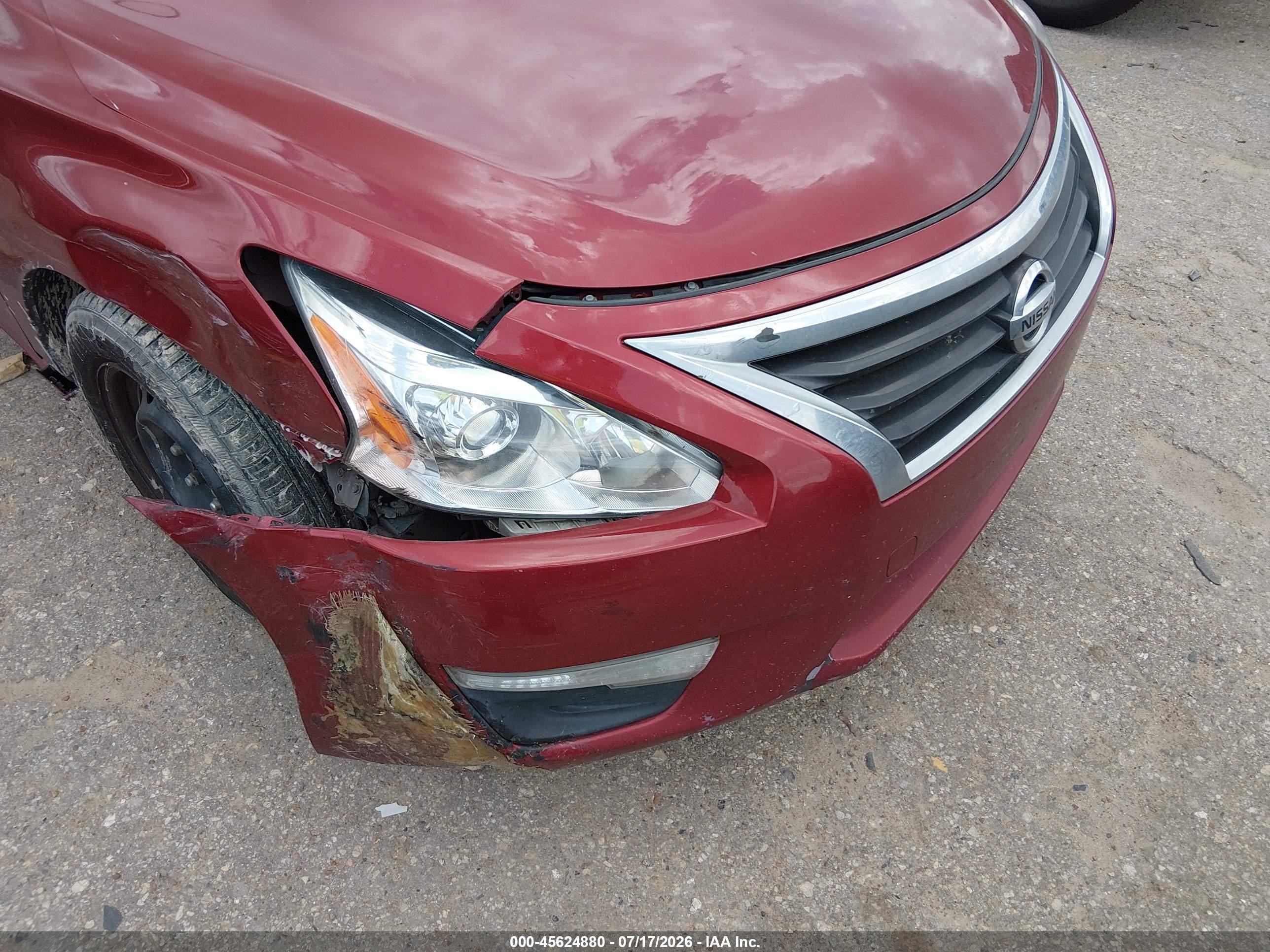 2015 Nissan Altima 2.5 S Maroon vin: 1N4AL3AP9FN882375