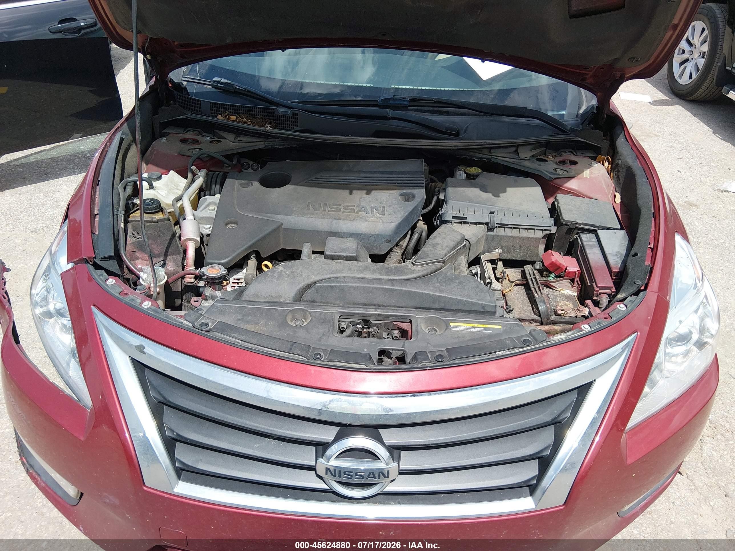 2015 Nissan Altima 2.5 S Maroon vin: 1N4AL3AP9FN882375