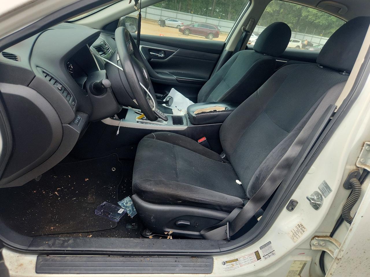 2015 Nissan Altima 2.5 S Белый vin: 1N4AL3AP9FN896468