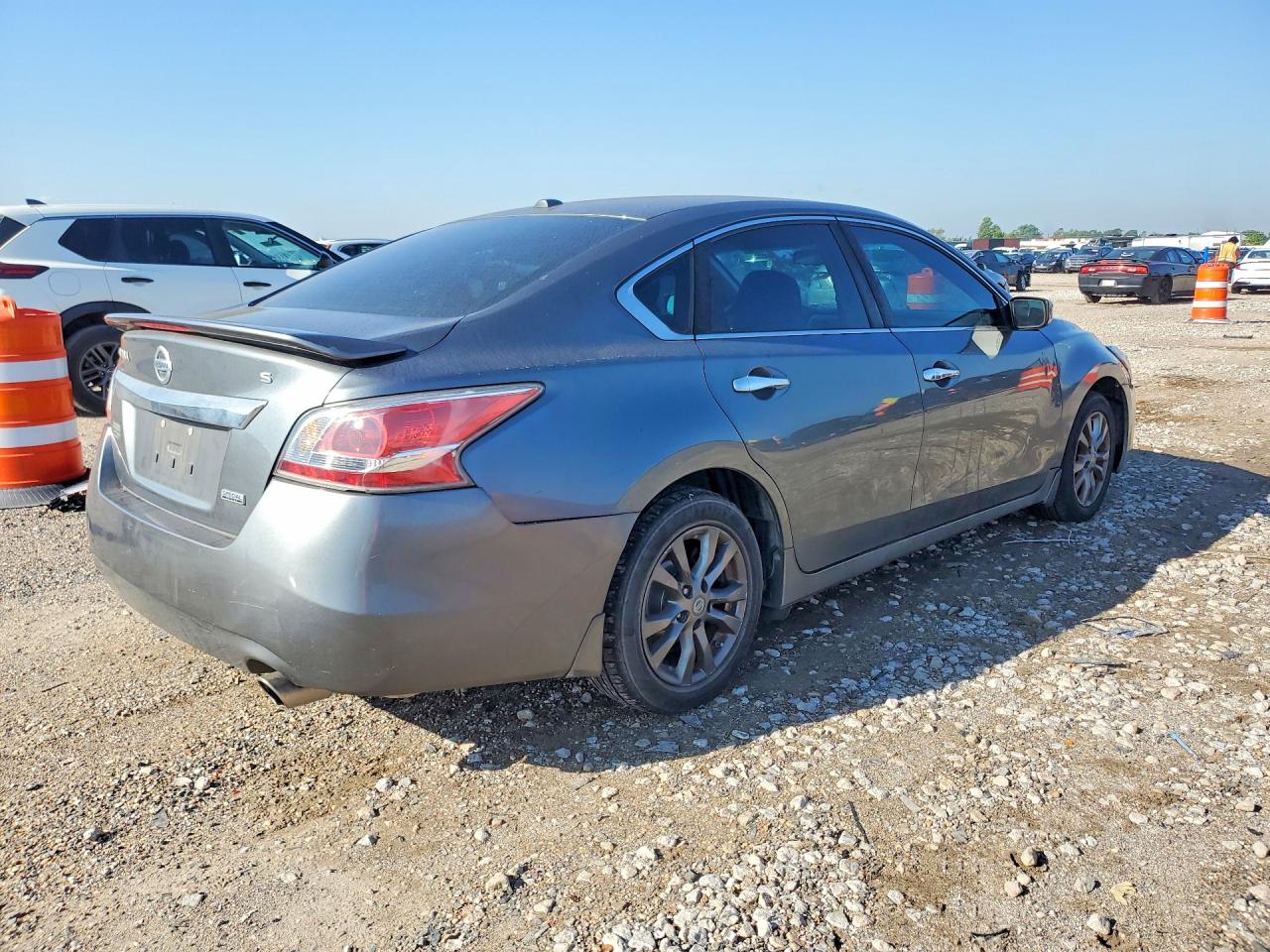 2015 Nissan Altima S Gray vin: 1N4AL3AP9FN901653