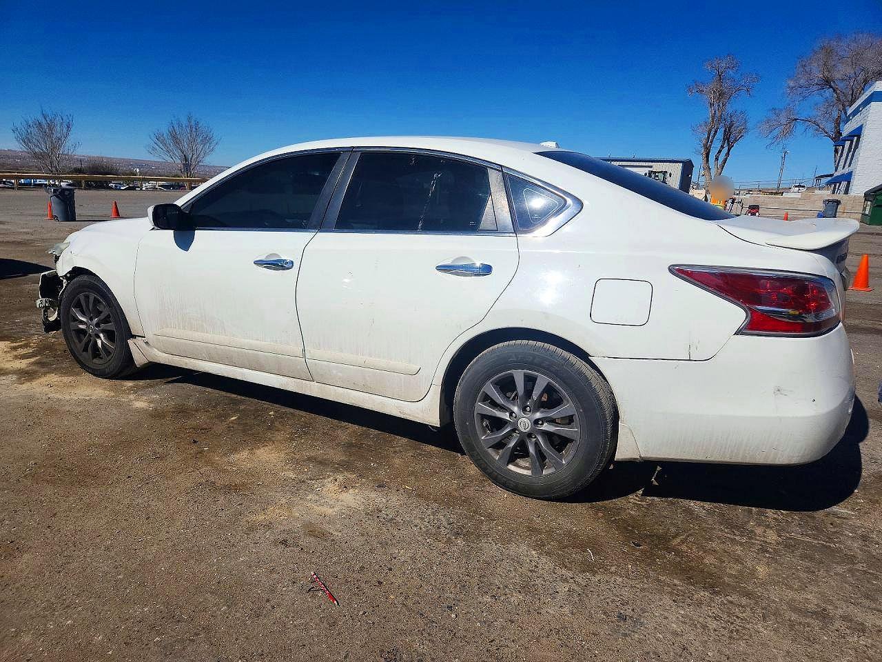 2015 Nissan Altima 2.5 S White vin: 1N4AL3AP9FN906397