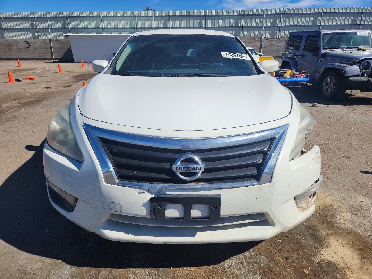 2015 Nissan Altima 2.5 S White vin: 1N4AL3AP9FN906397