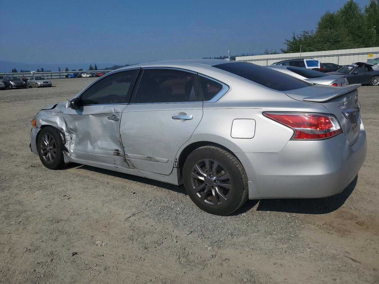 2015 Nissan Altima 2.5 S Silver vin: 1N4AL3AP9FN909963