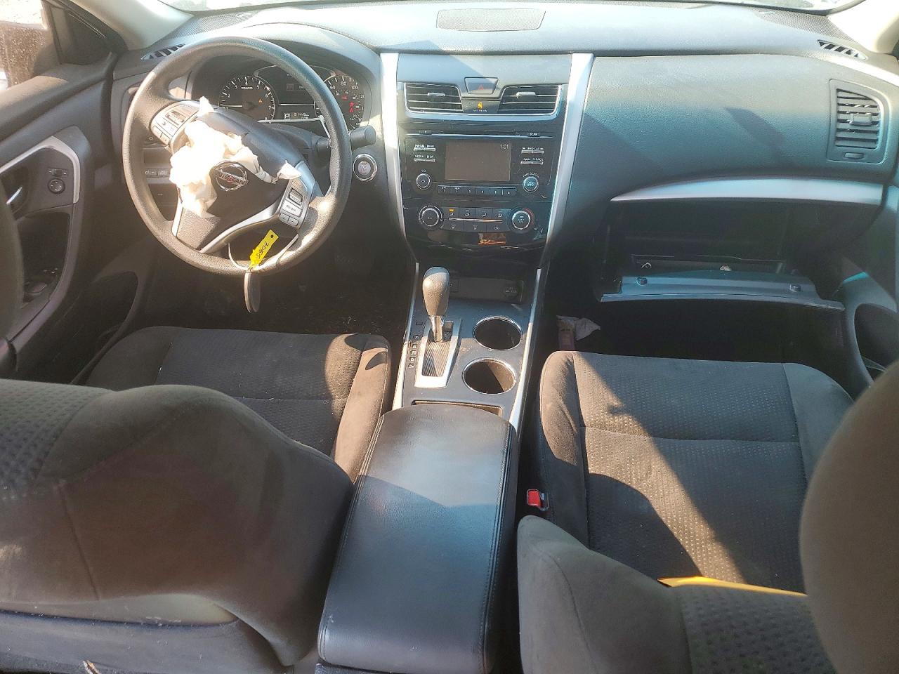 2015 Nissan Altima 2.5 S Silver vin: 1N4AL3AP9FN909963