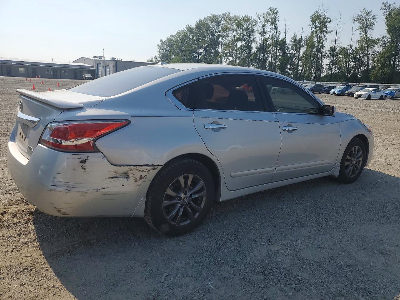 2015 Nissan Altima 2.5 S Silver vin: 1N4AL3AP9FN909963