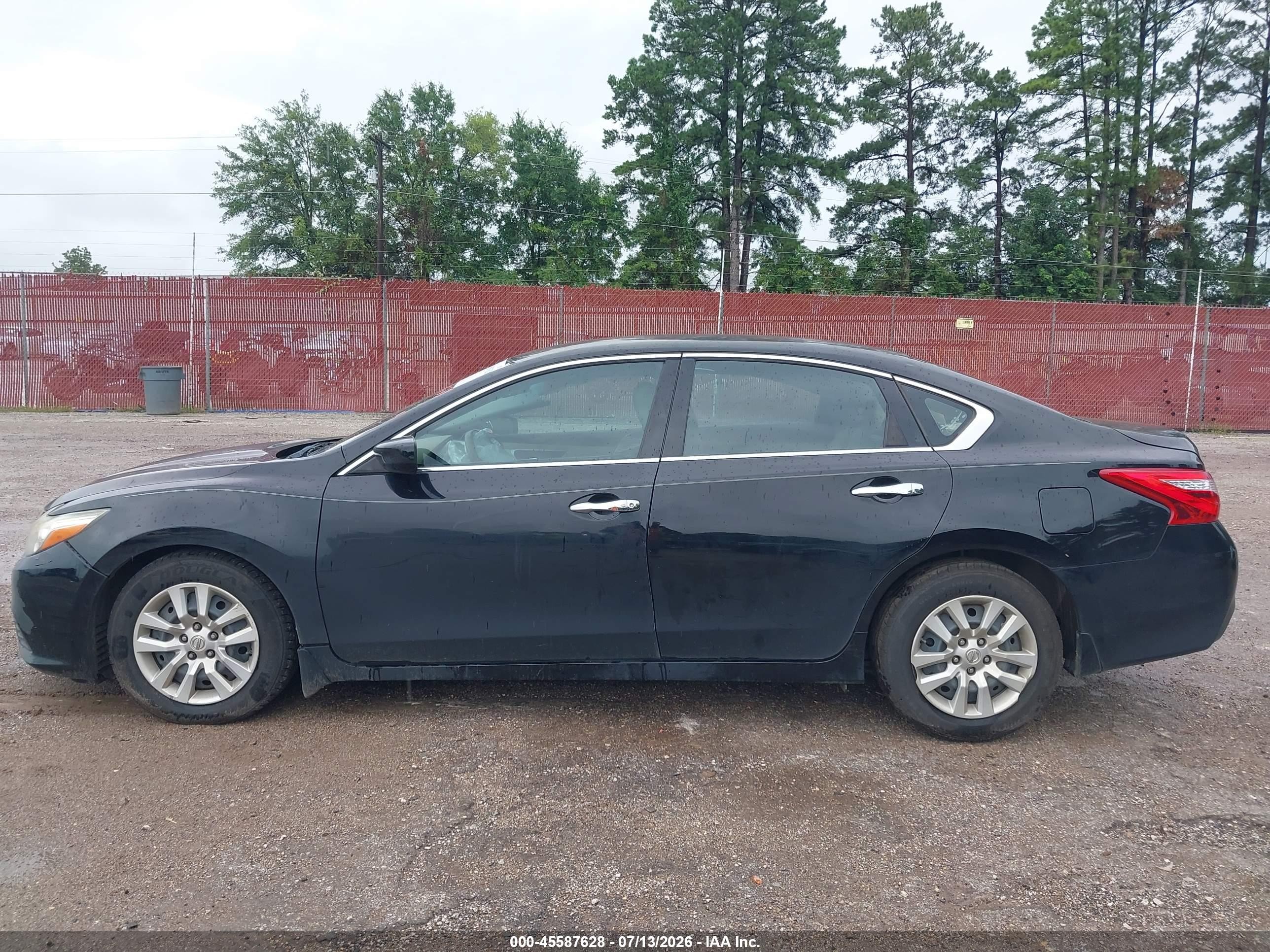 2016 Nissan Altima 2.5 S Black vin: 1N4AL3AP9GN333115