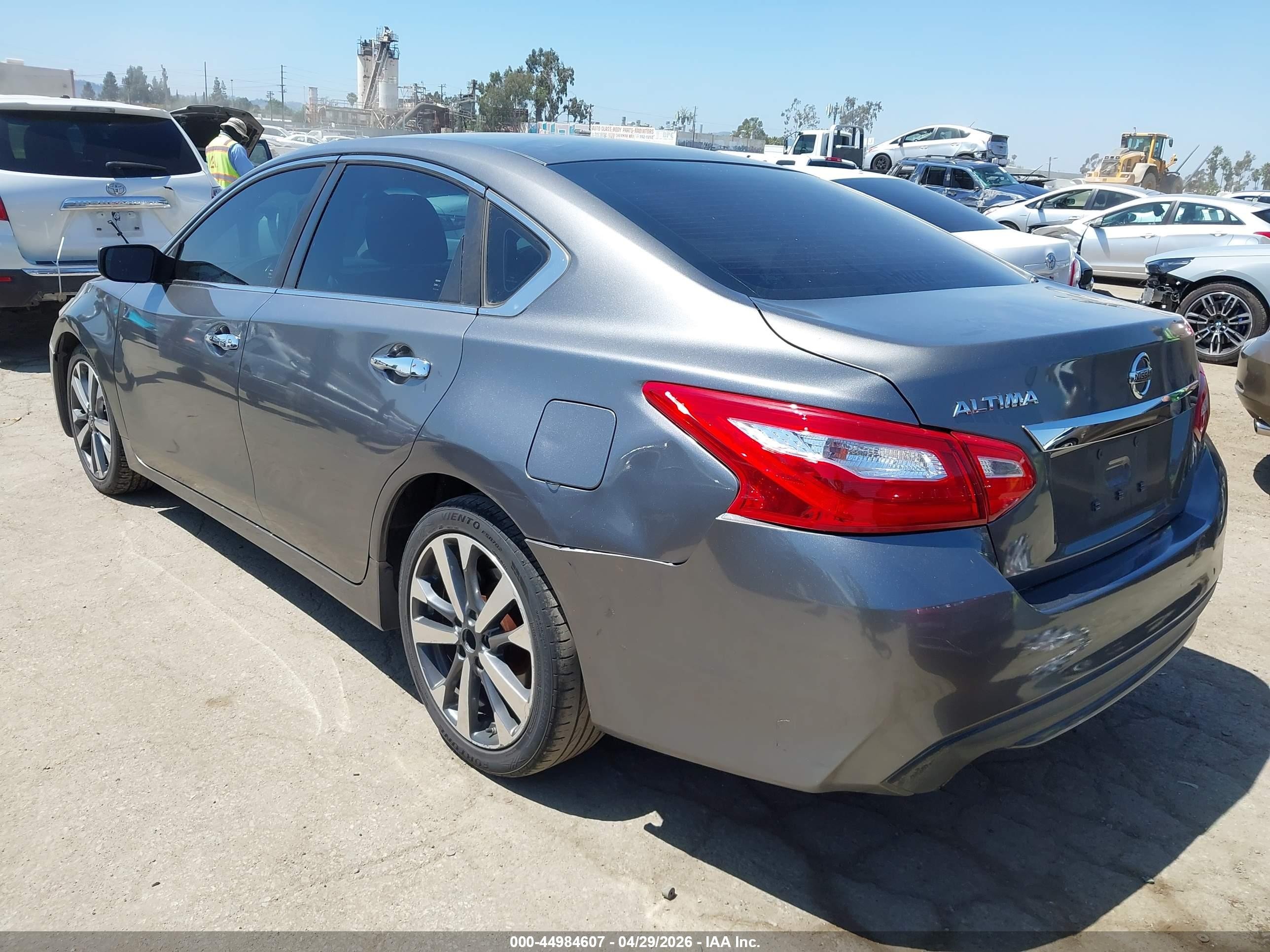 2016 Nissan Altima 2.5/2.5 S/2.5 Sl/2.5 Sr/2.5 Sv Серый vin: 1N4AL3AP9GN342929