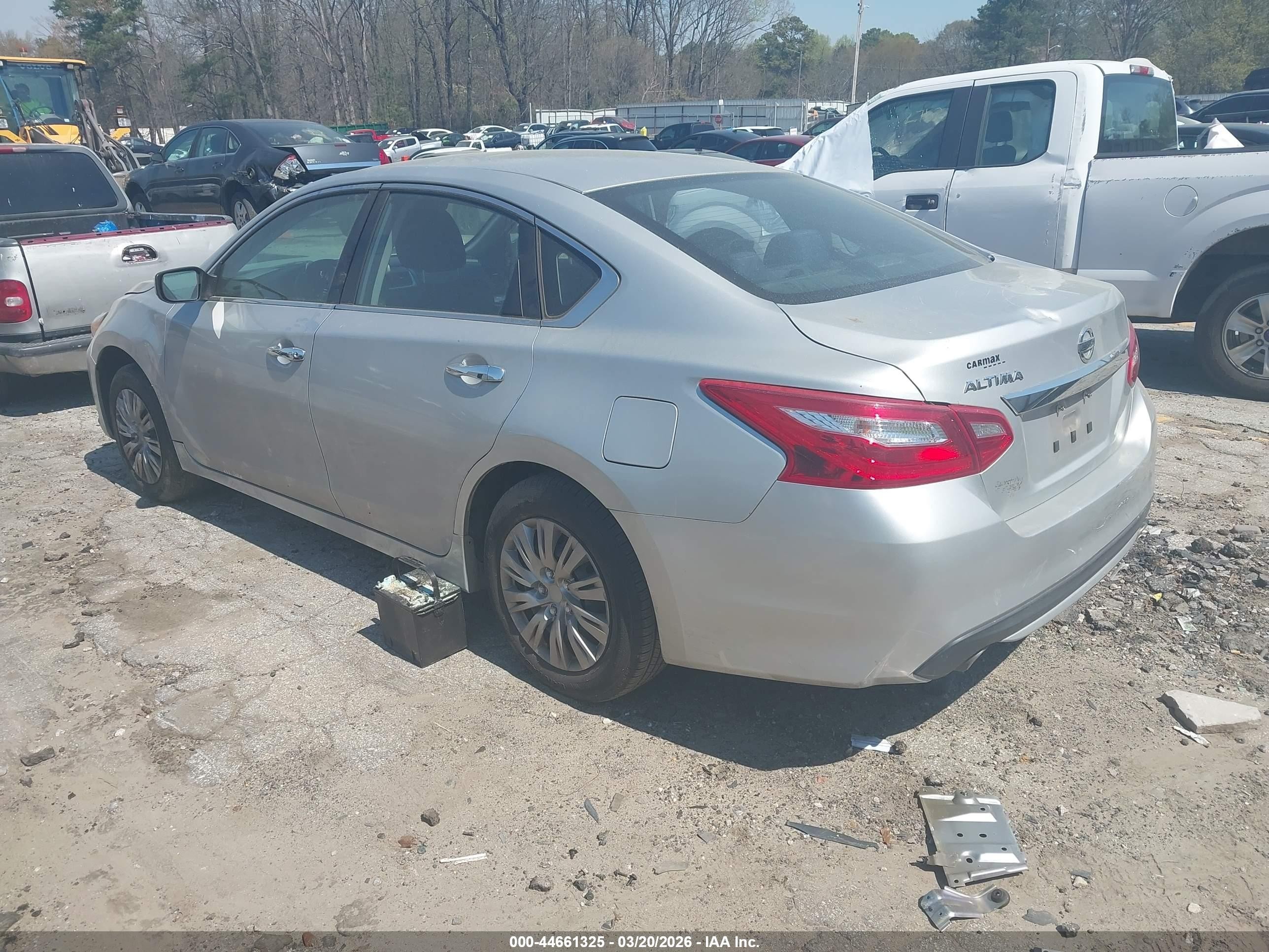 2016 Nissan Altima 2.5 S Silver vin: 1N4AL3AP9GN367491