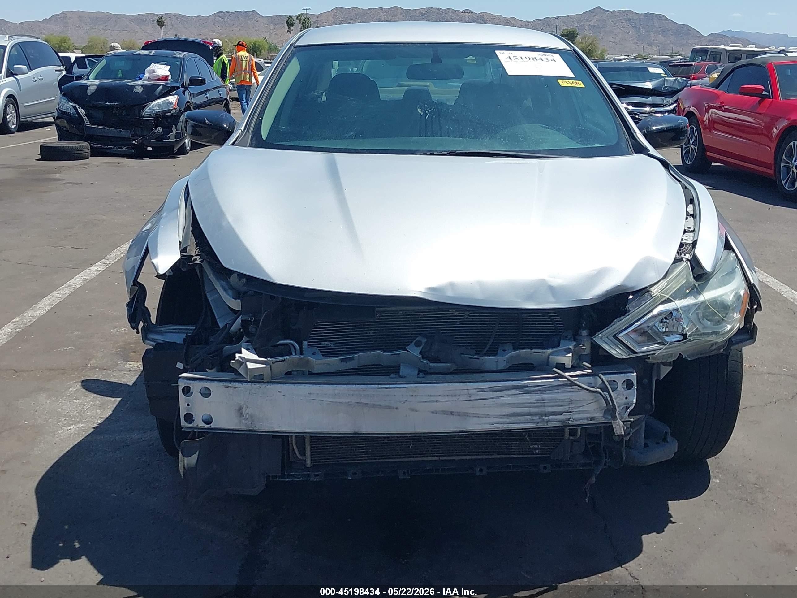 2017 Nissan Altima 2.5 Sv Silver vin: 1N4AL3AP9HC207205
