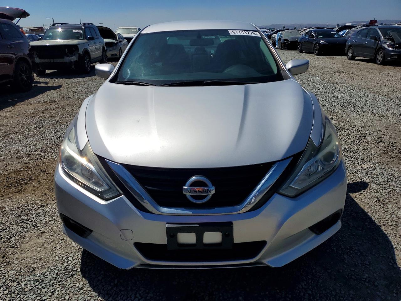 2017 Nissan Altima 2.5 Sv Silver vin: 1N4AL3AP9HC264956