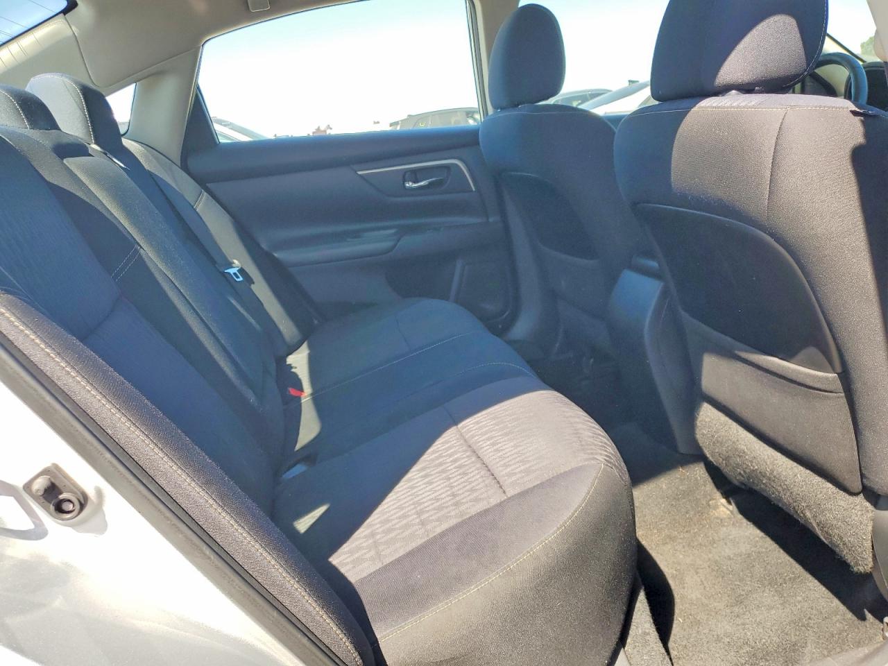 2017 Nissan Altima 2.5 Sv Silver vin: 1N4AL3AP9HC264956