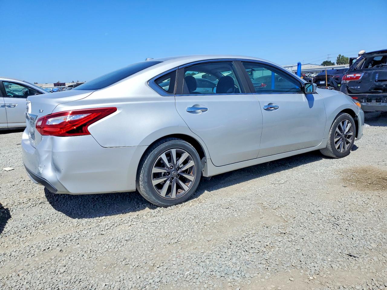 2017 Nissan Altima 2.5 Sv Silver vin: 1N4AL3AP9HC264956