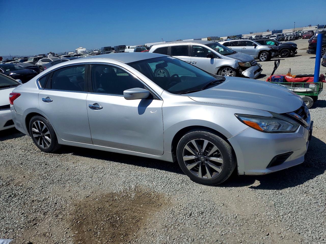 2017 Nissan Altima 2.5 Sv Silver vin: 1N4AL3AP9HC264956