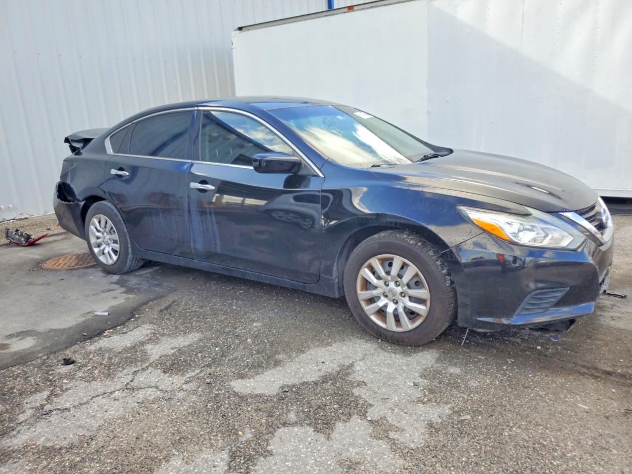 2017 Nissan Altima 2.5 S Black vin: 1N4AL3AP9HN303324