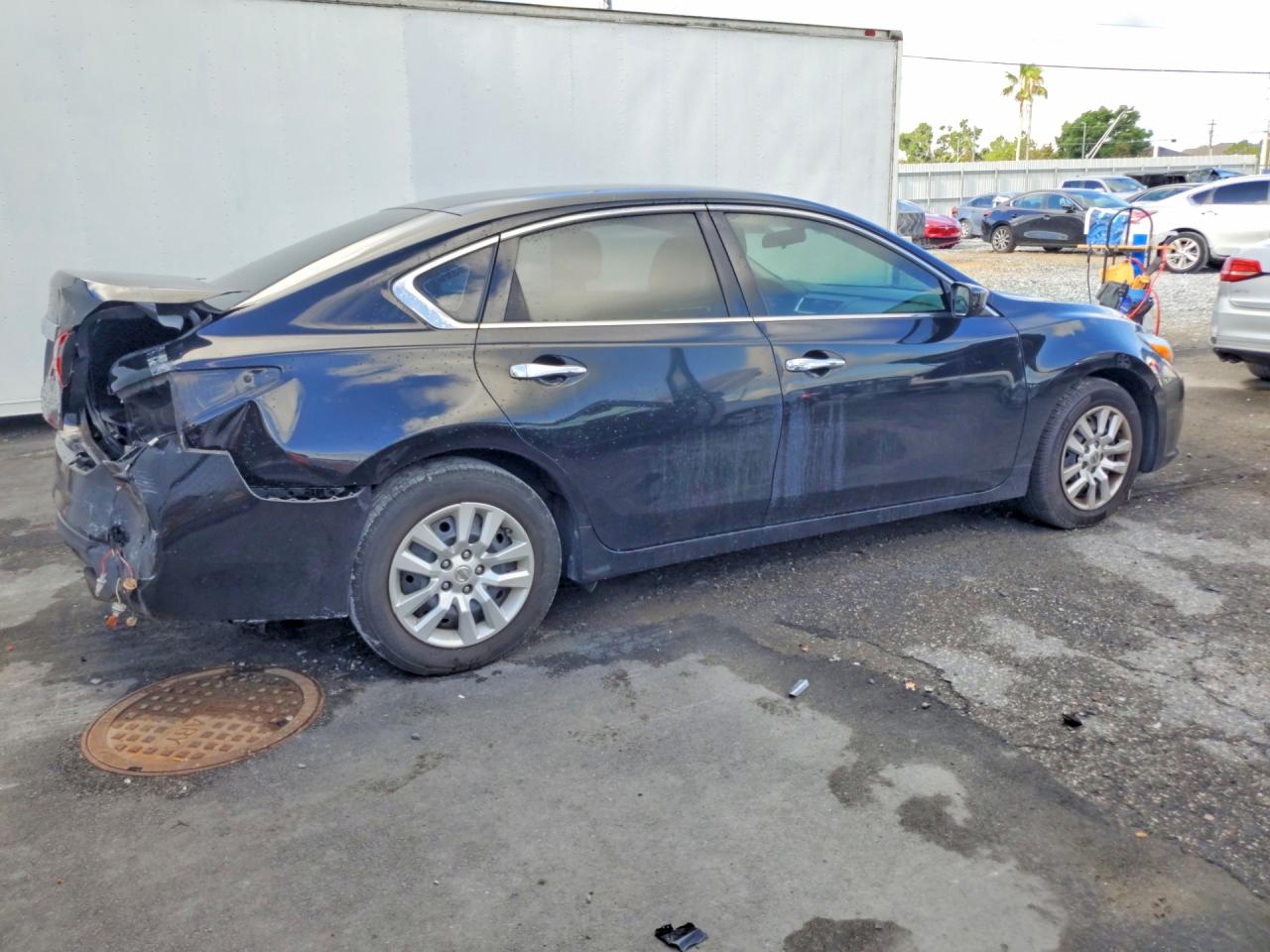 2017 Nissan Altima 2.5 S Black vin: 1N4AL3AP9HN303324