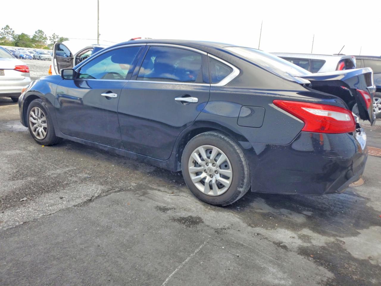 2017 Nissan Altima 2.5 S Black vin: 1N4AL3AP9HN303324