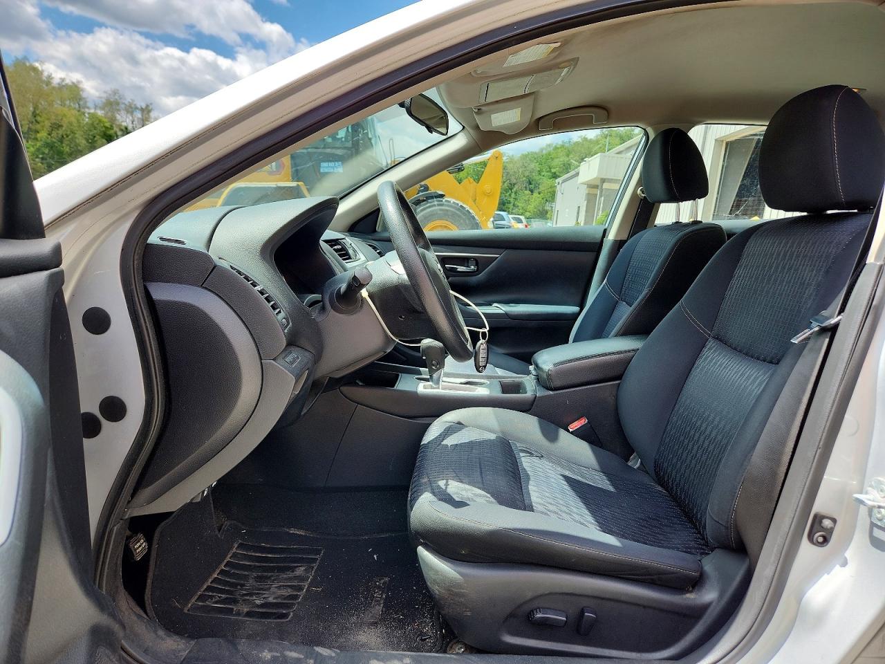2017 Nissan Altima 2.5 S Silver vin: 1N4AL3AP9HN330801