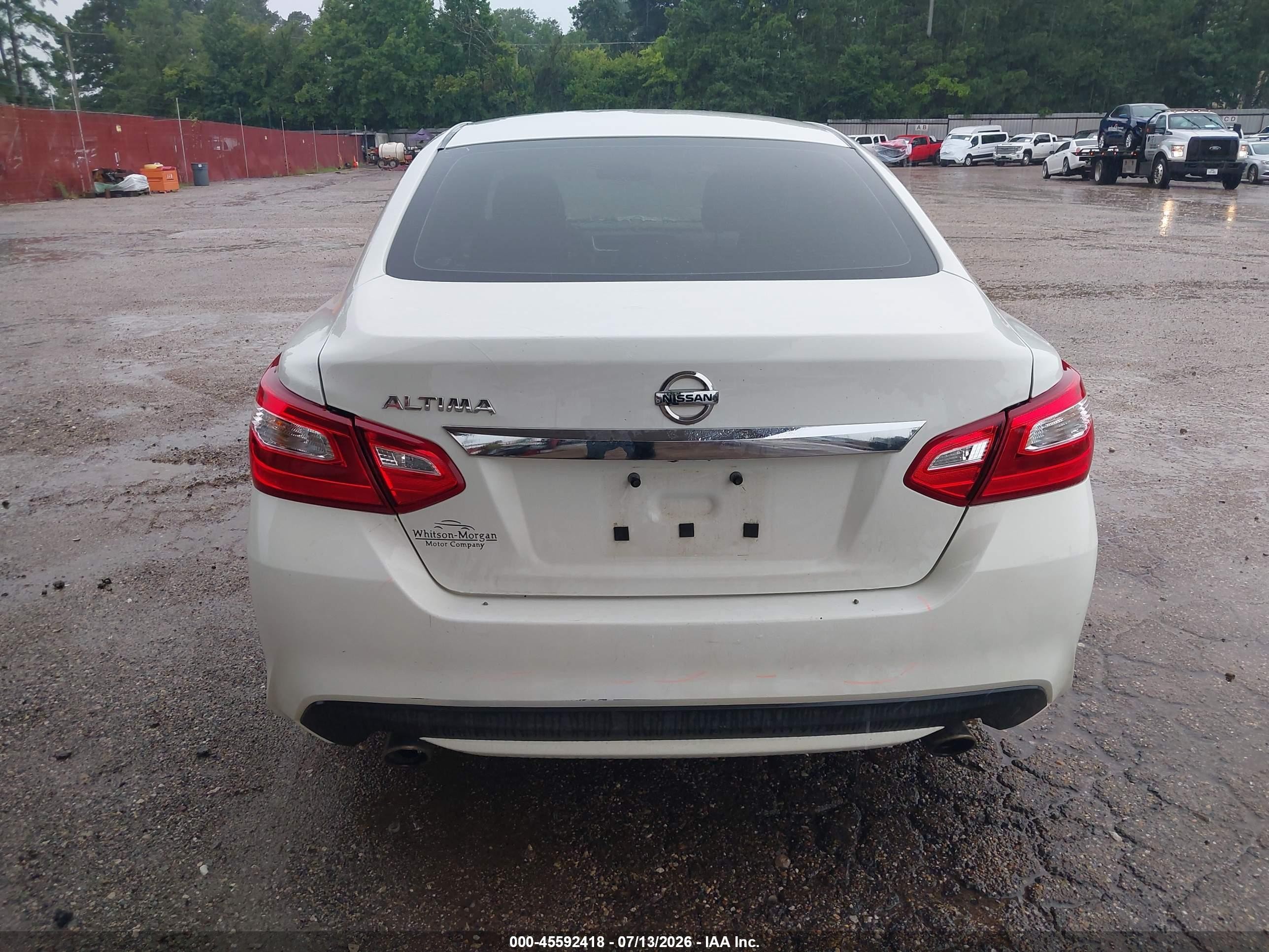 2017 Nissan Altima 2.5 S White vin: 1N4AL3AP9HN350711