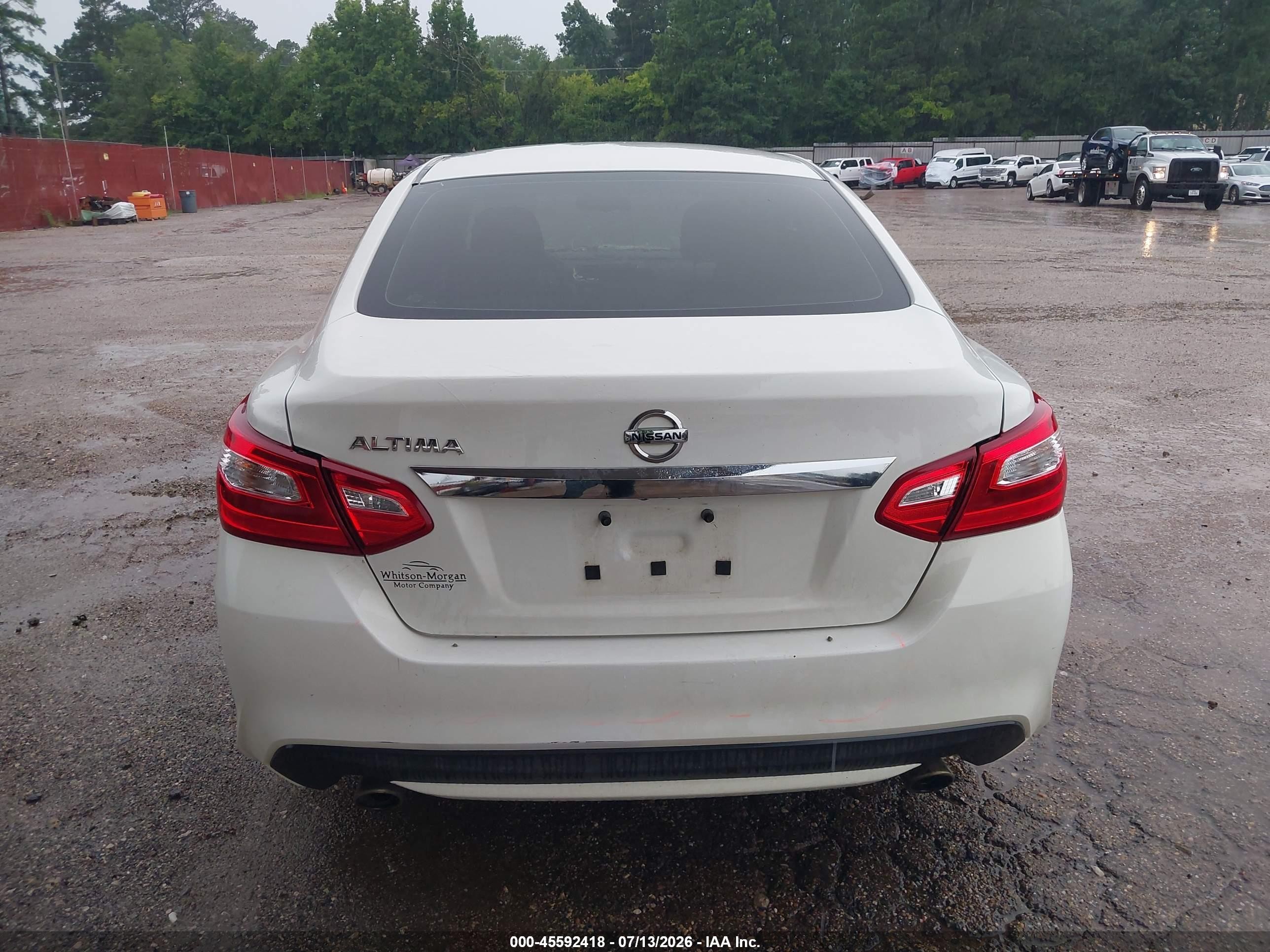 2017 Nissan Altima 2.5 S White vin: 1N4AL3AP9HN350711