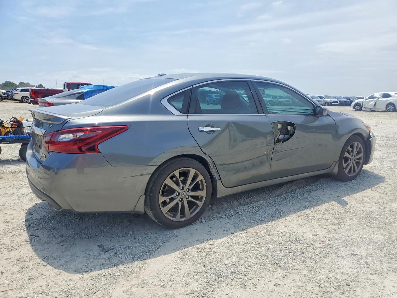 2018 Nissan Altima 2.5 Sr Gray vin: 1N4AL3AP9JC154513