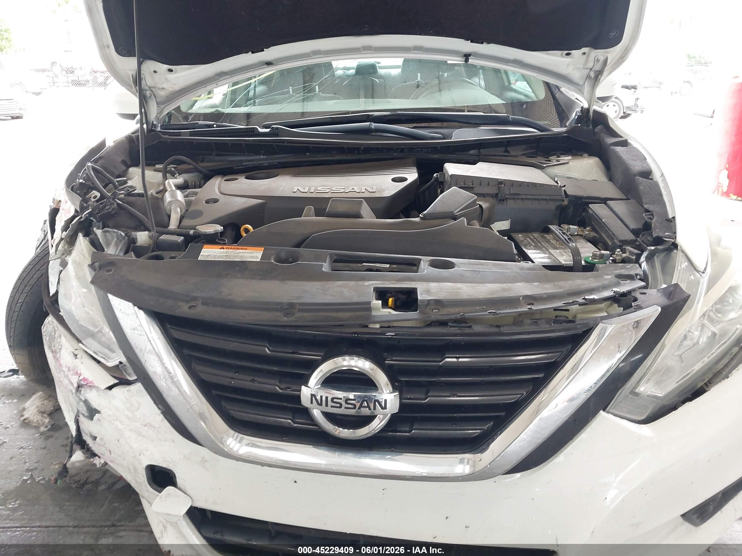 2018 Nissan Altima 2.5 Sv White vin: 1N4AL3AP9JC171053