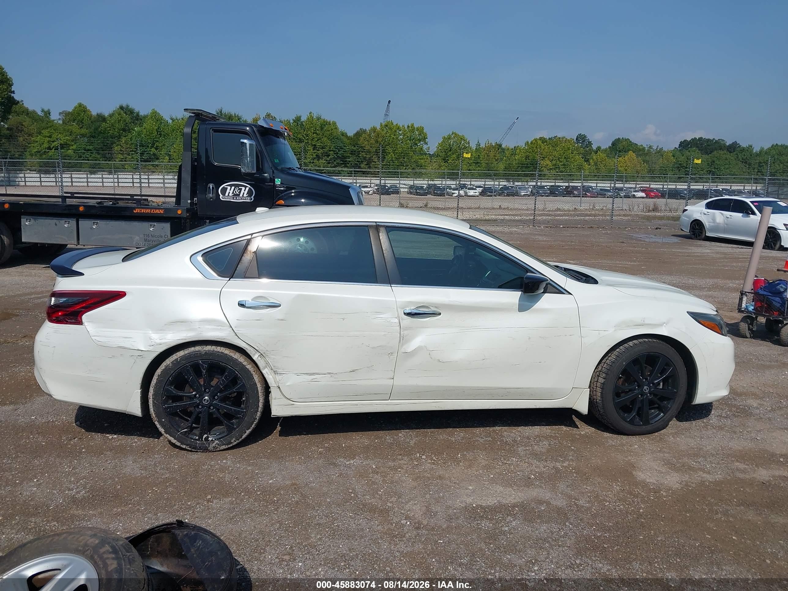 2018 Nissan Altima 2.5 Sr White vin: 1N4AL3AP9JC184708