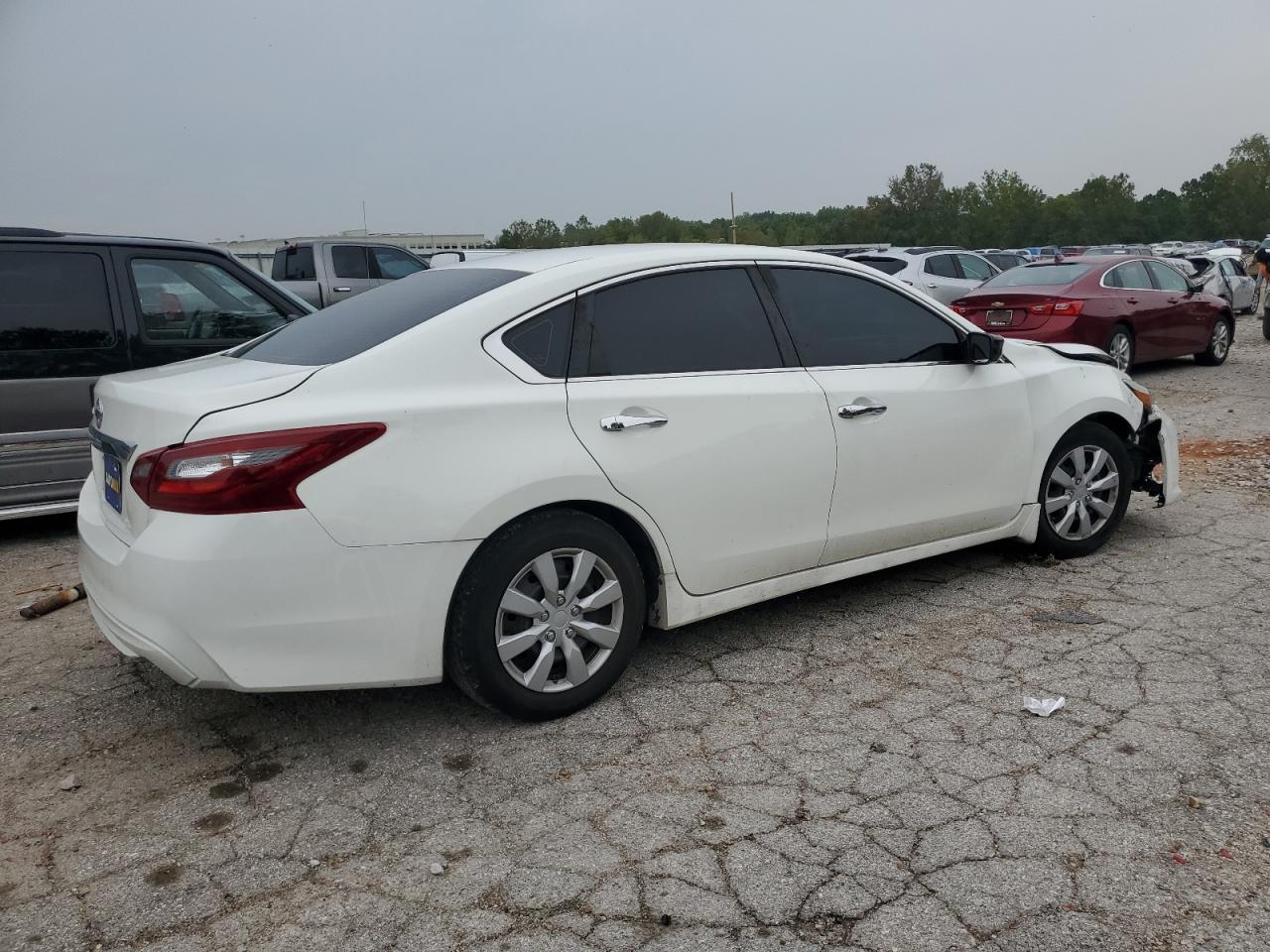 2018 Nissan Altima 2.5 White vin: 1N4AL3AP9JC186863