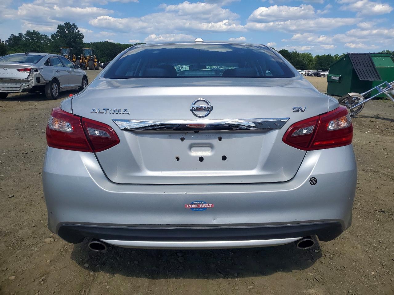 2018 Nissan Altima 2.5 Sv Silver vin: 1N4AL3AP9JC248794
