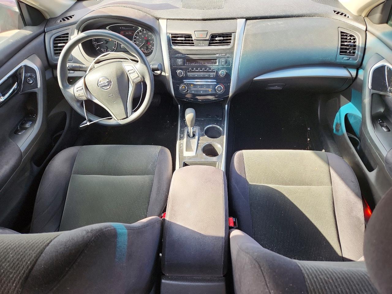 2013 Nissan Altima 2.5 Red vin: 1N4AL3APXDC102053