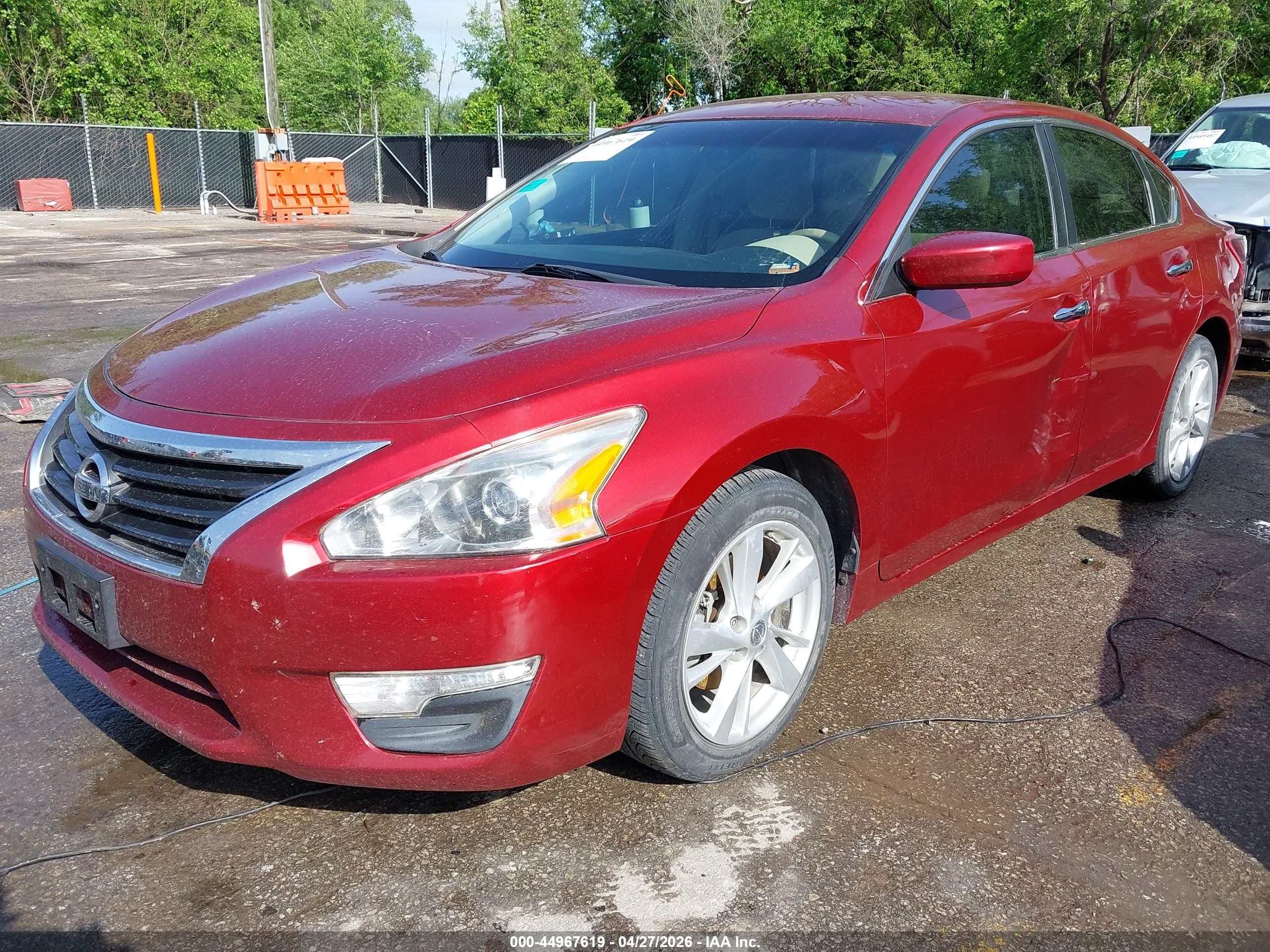 2013 Nissan Altima 2.5 Sv Maroon vin: 1N4AL3APXDC106202