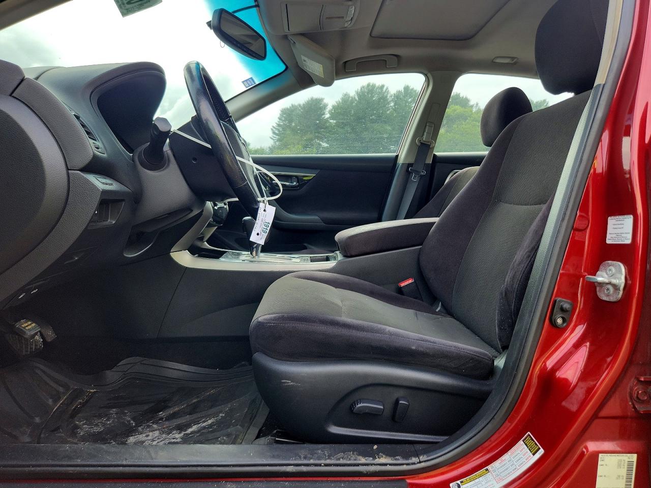 2013 Nissan Altima 2.5 Red vin: 1N4AL3APXDC110816