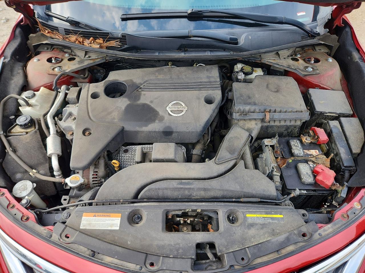 2013 Nissan Altima 2.5 Red vin: 1N4AL3APXDC110816