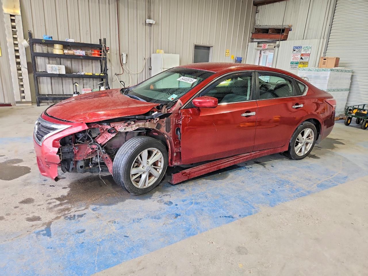 2013 Nissan Altima 2.5 Red vin: 1N4AL3APXDC117121