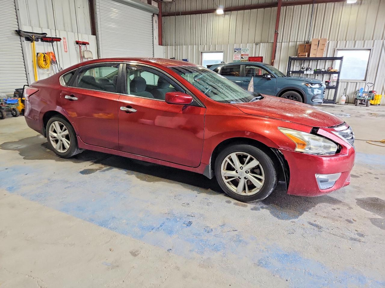 2013 Nissan Altima 2.5 Red vin: 1N4AL3APXDC117121