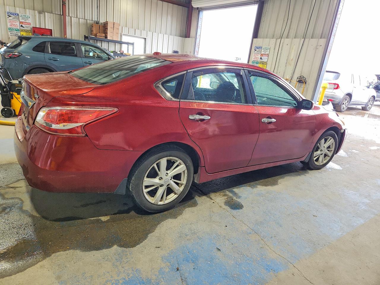 2013 Nissan Altima 2.5 Red vin: 1N4AL3APXDC117121