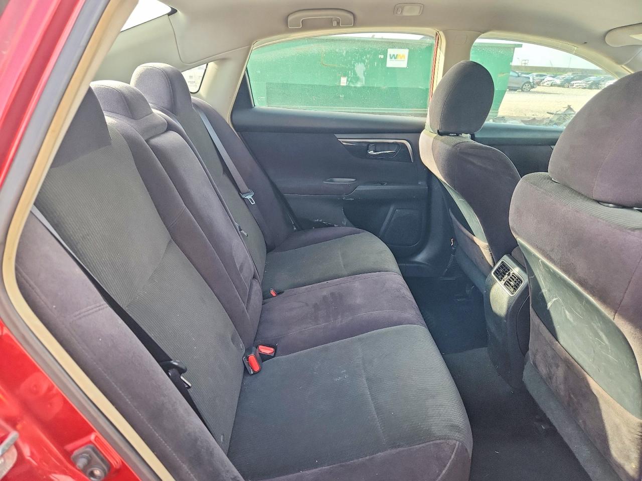 2013 Nissan Altima 2.5 Red vin: 1N4AL3APXDC117121